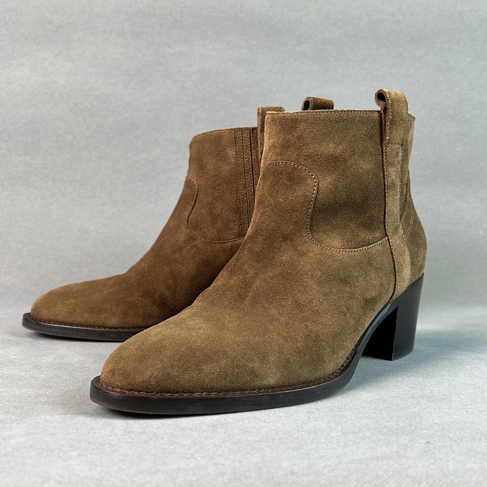 Burberry Coletta ankle boots suede western excellent condition. Size 38.5
